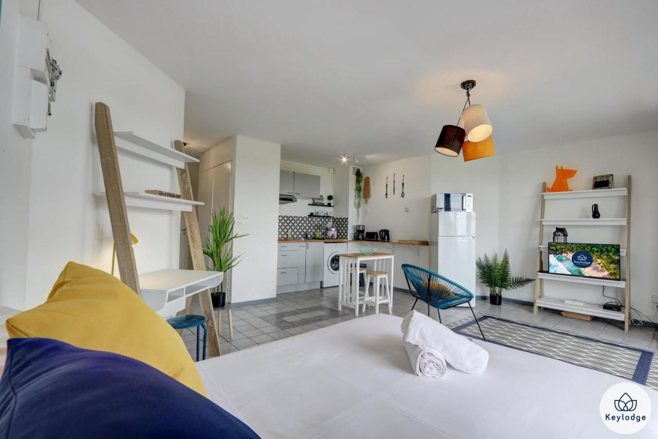 T1 - Grenadille - 38 M2 - La Possession - 20 Mn Des Plages 외부 사진